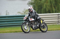 Mallory-park-Leicestershire;Mallory-park-photographs;Motorcycle-action-photographs;classic-bikes;event-digital-images;eventdigitalimages;mallory-park;no-limits-trackday;peter-wileman-photography;vintage-bikes;vintage-motorcycles;vmcc-festival-1000-bikes