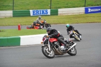 Mallory-park-Leicestershire;Mallory-park-photographs;Motorcycle-action-photographs;classic-bikes;event-digital-images;eventdigitalimages;mallory-park;no-limits-trackday;peter-wileman-photography;vintage-bikes;vintage-motorcycles;vmcc-festival-1000-bikes