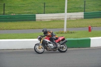 Mallory-park-Leicestershire;Mallory-park-photographs;Motorcycle-action-photographs;classic-bikes;event-digital-images;eventdigitalimages;mallory-park;no-limits-trackday;peter-wileman-photography;vintage-bikes;vintage-motorcycles;vmcc-festival-1000-bikes