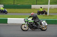 Mallory-park-Leicestershire;Mallory-park-photographs;Motorcycle-action-photographs;classic-bikes;event-digital-images;eventdigitalimages;mallory-park;no-limits-trackday;peter-wileman-photography;vintage-bikes;vintage-motorcycles;vmcc-festival-1000-bikes