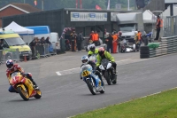 Mallory-park-Leicestershire;Mallory-park-photographs;Motorcycle-action-photographs;classic-bikes;event-digital-images;eventdigitalimages;mallory-park;no-limits-trackday;peter-wileman-photography;vintage-bikes;vintage-motorcycles;vmcc-festival-1000-bikes