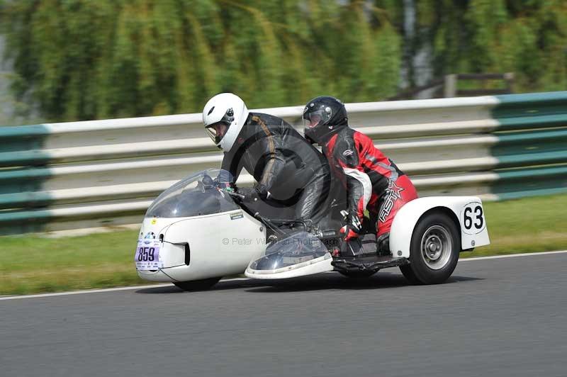 Mallory park Leicestershire;Mallory park photographs;Motorcycle action photographs;classic bikes;event digital images;eventdigitalimages;mallory park;no limits trackday;peter wileman photography;vintage bikes;vintage motorcycles;vmcc festival 1000 bikes