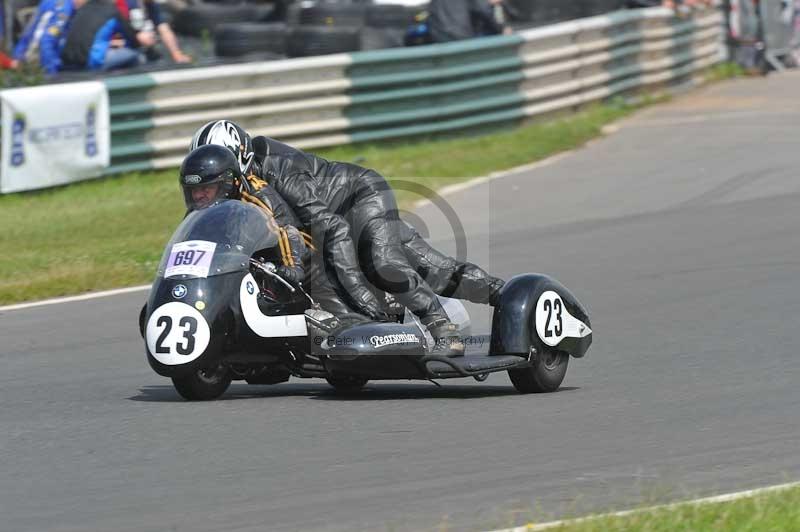 Mallory park Leicestershire;Mallory park photographs;Motorcycle action photographs;classic bikes;event digital images;eventdigitalimages;mallory park;no limits trackday;peter wileman photography;vintage bikes;vintage motorcycles;vmcc festival 1000 bikes