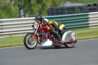 Mallory-park-Leicestershire;Mallory-park-photographs;Motorcycle-action-photographs;classic-bikes;event-digital-images;eventdigitalimages;mallory-park;no-limits-trackday;peter-wileman-photography;vintage-bikes;vintage-motorcycles;vmcc-festival-1000-bikes