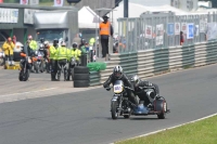 Mallory-park-Leicestershire;Mallory-park-photographs;Motorcycle-action-photographs;classic-bikes;event-digital-images;eventdigitalimages;mallory-park;no-limits-trackday;peter-wileman-photography;vintage-bikes;vintage-motorcycles;vmcc-festival-1000-bikes