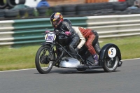 Mallory-park-Leicestershire;Mallory-park-photographs;Motorcycle-action-photographs;classic-bikes;event-digital-images;eventdigitalimages;mallory-park;no-limits-trackday;peter-wileman-photography;vintage-bikes;vintage-motorcycles;vmcc-festival-1000-bikes