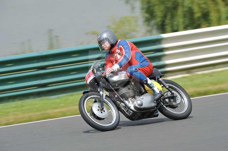 Mallory park Leicestershire;Mallory park photographs;Motorcycle action photographs;classic bikes;event digital images;eventdigitalimages;mallory park;no limits trackday;peter wileman photography;vintage bikes;vintage motorcycles;vmcc festival 1000 bikes