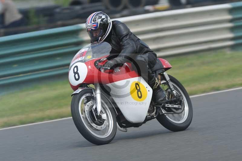 Mallory park Leicestershire;Mallory park photographs;Motorcycle action photographs;classic bikes;event digital images;eventdigitalimages;mallory park;no limits trackday;peter wileman photography;vintage bikes;vintage motorcycles;vmcc festival 1000 bikes