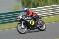 Mallory-park-Leicestershire;Mallory-park-photographs;Motorcycle-action-photographs;classic-bikes;event-digital-images;eventdigitalimages;mallory-park;no-limits-trackday;peter-wileman-photography;vintage-bikes;vintage-motorcycles;vmcc-festival-1000-bikes