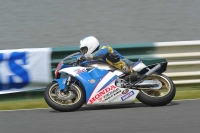 Mallory-park-Leicestershire;Mallory-park-photographs;Motorcycle-action-photographs;classic-bikes;event-digital-images;eventdigitalimages;mallory-park;no-limits-trackday;peter-wileman-photography;vintage-bikes;vintage-motorcycles;vmcc-festival-1000-bikes