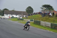 Mallory-park-Leicestershire;Mallory-park-photographs;Motorcycle-action-photographs;classic-bikes;event-digital-images;eventdigitalimages;mallory-park;no-limits-trackday;peter-wileman-photography;vintage-bikes;vintage-motorcycles;vmcc-festival-1000-bikes