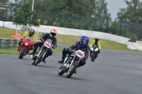 Mallory-park-Leicestershire;Mallory-park-photographs;Motorcycle-action-photographs;classic-bikes;event-digital-images;eventdigitalimages;mallory-park;no-limits-trackday;peter-wileman-photography;vintage-bikes;vintage-motorcycles;vmcc-festival-1000-bikes