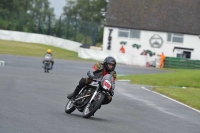 Mallory-park-Leicestershire;Mallory-park-photographs;Motorcycle-action-photographs;classic-bikes;event-digital-images;eventdigitalimages;mallory-park;no-limits-trackday;peter-wileman-photography;vintage-bikes;vintage-motorcycles;vmcc-festival-1000-bikes