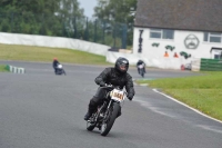 Mallory-park-Leicestershire;Mallory-park-photographs;Motorcycle-action-photographs;classic-bikes;event-digital-images;eventdigitalimages;mallory-park;no-limits-trackday;peter-wileman-photography;vintage-bikes;vintage-motorcycles;vmcc-festival-1000-bikes