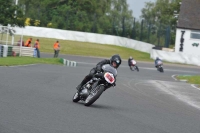 Mallory-park-Leicestershire;Mallory-park-photographs;Motorcycle-action-photographs;classic-bikes;event-digital-images;eventdigitalimages;mallory-park;no-limits-trackday;peter-wileman-photography;vintage-bikes;vintage-motorcycles;vmcc-festival-1000-bikes