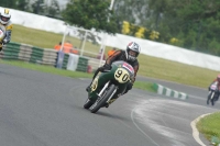 Mallory-park-Leicestershire;Mallory-park-photographs;Motorcycle-action-photographs;classic-bikes;event-digital-images;eventdigitalimages;mallory-park;no-limits-trackday;peter-wileman-photography;vintage-bikes;vintage-motorcycles;vmcc-festival-1000-bikes