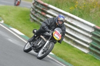 Mallory-park-Leicestershire;Mallory-park-photographs;Motorcycle-action-photographs;classic-bikes;event-digital-images;eventdigitalimages;mallory-park;no-limits-trackday;peter-wileman-photography;vintage-bikes;vintage-motorcycles;vmcc-festival-1000-bikes