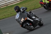 Mallory-park-Leicestershire;Mallory-park-photographs;Motorcycle-action-photographs;classic-bikes;event-digital-images;eventdigitalimages;mallory-park;no-limits-trackday;peter-wileman-photography;vintage-bikes;vintage-motorcycles;vmcc-festival-1000-bikes