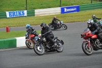 Mallory-park-Leicestershire;Mallory-park-photographs;Motorcycle-action-photographs;classic-bikes;event-digital-images;eventdigitalimages;mallory-park;no-limits-trackday;peter-wileman-photography;vintage-bikes;vintage-motorcycles;vmcc-festival-1000-bikes