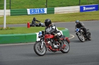 Mallory-park-Leicestershire;Mallory-park-photographs;Motorcycle-action-photographs;classic-bikes;event-digital-images;eventdigitalimages;mallory-park;no-limits-trackday;peter-wileman-photography;vintage-bikes;vintage-motorcycles;vmcc-festival-1000-bikes