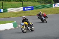 Mallory-park-Leicestershire;Mallory-park-photographs;Motorcycle-action-photographs;classic-bikes;event-digital-images;eventdigitalimages;mallory-park;no-limits-trackday;peter-wileman-photography;vintage-bikes;vintage-motorcycles;vmcc-festival-1000-bikes