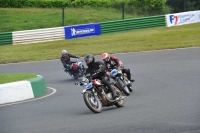 Mallory-park-Leicestershire;Mallory-park-photographs;Motorcycle-action-photographs;classic-bikes;event-digital-images;eventdigitalimages;mallory-park;no-limits-trackday;peter-wileman-photography;vintage-bikes;vintage-motorcycles;vmcc-festival-1000-bikes