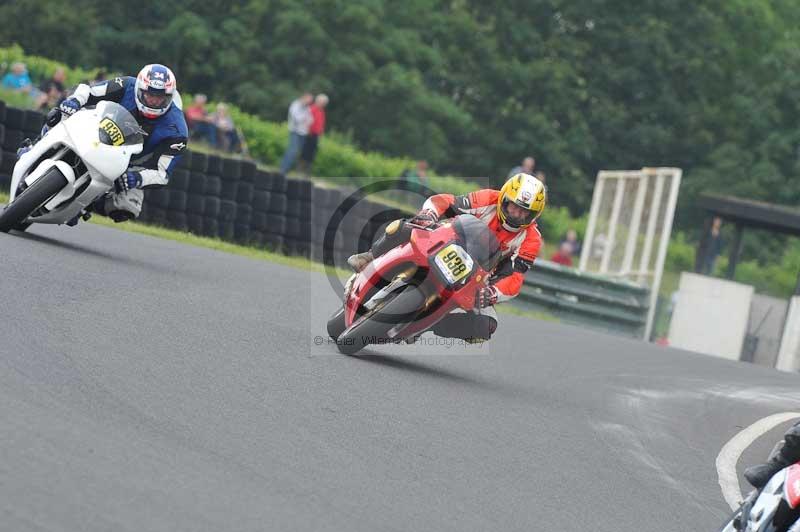 Mallory park Leicestershire;Mallory park photographs;Motorcycle action photographs;classic bikes;event digital images;eventdigitalimages;mallory park;no limits trackday;peter wileman photography;vintage bikes;vintage motorcycles;vmcc festival 1000 bikes