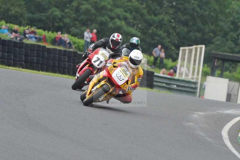 Mallory park Leicestershire;Mallory park photographs;Motorcycle action photographs;classic bikes;event digital images;eventdigitalimages;mallory park;no limits trackday;peter wileman photography;vintage bikes;vintage motorcycles;vmcc festival 1000 bikes