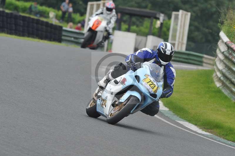 Mallory park Leicestershire;Mallory park photographs;Motorcycle action photographs;classic bikes;event digital images;eventdigitalimages;mallory park;no limits trackday;peter wileman photography;vintage bikes;vintage motorcycles;vmcc festival 1000 bikes