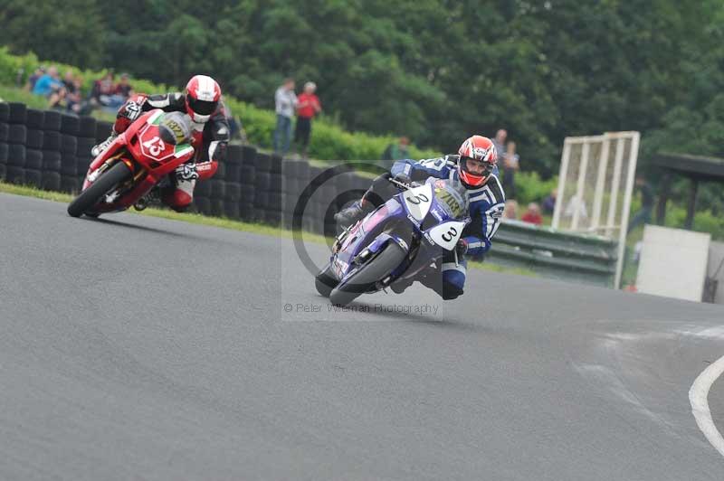 Mallory park Leicestershire;Mallory park photographs;Motorcycle action photographs;classic bikes;event digital images;eventdigitalimages;mallory park;no limits trackday;peter wileman photography;vintage bikes;vintage motorcycles;vmcc festival 1000 bikes