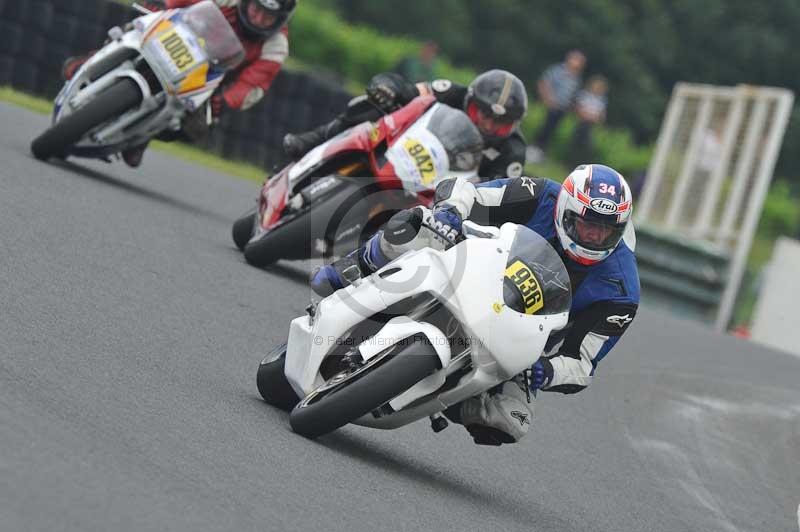 Mallory park Leicestershire;Mallory park photographs;Motorcycle action photographs;classic bikes;event digital images;eventdigitalimages;mallory park;no limits trackday;peter wileman photography;vintage bikes;vintage motorcycles;vmcc festival 1000 bikes