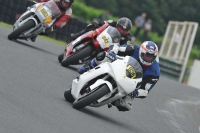 Mallory-park-Leicestershire;Mallory-park-photographs;Motorcycle-action-photographs;classic-bikes;event-digital-images;eventdigitalimages;mallory-park;no-limits-trackday;peter-wileman-photography;vintage-bikes;vintage-motorcycles;vmcc-festival-1000-bikes