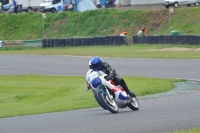 Mallory-park-Leicestershire;Mallory-park-photographs;Motorcycle-action-photographs;classic-bikes;event-digital-images;eventdigitalimages;mallory-park;no-limits-trackday;peter-wileman-photography;vintage-bikes;vintage-motorcycles;vmcc-festival-1000-bikes