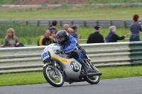 Mallory-park-Leicestershire;Mallory-park-photographs;Motorcycle-action-photographs;classic-bikes;event-digital-images;eventdigitalimages;mallory-park;no-limits-trackday;peter-wileman-photography;vintage-bikes;vintage-motorcycles;vmcc-festival-1000-bikes