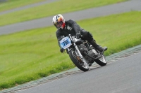 Mallory-park-Leicestershire;Mallory-park-photographs;Motorcycle-action-photographs;classic-bikes;event-digital-images;eventdigitalimages;mallory-park;no-limits-trackday;peter-wileman-photography;vintage-bikes;vintage-motorcycles;vmcc-festival-1000-bikes