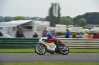 Mallory-park-Leicestershire;Mallory-park-photographs;Motorcycle-action-photographs;classic-bikes;event-digital-images;eventdigitalimages;mallory-park;no-limits-trackday;peter-wileman-photography;vintage-bikes;vintage-motorcycles;vmcc-festival-1000-bikes