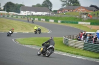 Mallory-park-Leicestershire;Mallory-park-photographs;Motorcycle-action-photographs;classic-bikes;event-digital-images;eventdigitalimages;mallory-park;no-limits-trackday;peter-wileman-photography;vintage-bikes;vintage-motorcycles;vmcc-festival-1000-bikes