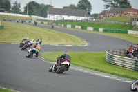 Mallory-park-Leicestershire;Mallory-park-photographs;Motorcycle-action-photographs;classic-bikes;event-digital-images;eventdigitalimages;mallory-park;no-limits-trackday;peter-wileman-photography;vintage-bikes;vintage-motorcycles;vmcc-festival-1000-bikes