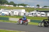 Mallory-park-Leicestershire;Mallory-park-photographs;Motorcycle-action-photographs;classic-bikes;event-digital-images;eventdigitalimages;mallory-park;no-limits-trackday;peter-wileman-photography;vintage-bikes;vintage-motorcycles;vmcc-festival-1000-bikes