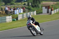 Mallory-park-Leicestershire;Mallory-park-photographs;Motorcycle-action-photographs;classic-bikes;event-digital-images;eventdigitalimages;mallory-park;no-limits-trackday;peter-wileman-photography;vintage-bikes;vintage-motorcycles;vmcc-festival-1000-bikes