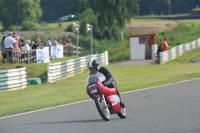 Mallory-park-Leicestershire;Mallory-park-photographs;Motorcycle-action-photographs;classic-bikes;event-digital-images;eventdigitalimages;mallory-park;no-limits-trackday;peter-wileman-photography;vintage-bikes;vintage-motorcycles;vmcc-festival-1000-bikes