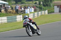 Mallory-park-Leicestershire;Mallory-park-photographs;Motorcycle-action-photographs;classic-bikes;event-digital-images;eventdigitalimages;mallory-park;no-limits-trackday;peter-wileman-photography;vintage-bikes;vintage-motorcycles;vmcc-festival-1000-bikes