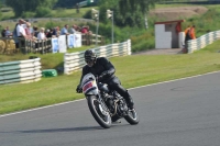 Mallory-park-Leicestershire;Mallory-park-photographs;Motorcycle-action-photographs;classic-bikes;event-digital-images;eventdigitalimages;mallory-park;no-limits-trackday;peter-wileman-photography;vintage-bikes;vintage-motorcycles;vmcc-festival-1000-bikes