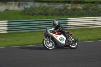 Mallory-park-Leicestershire;Mallory-park-photographs;Motorcycle-action-photographs;classic-bikes;event-digital-images;eventdigitalimages;mallory-park;no-limits-trackday;peter-wileman-photography;vintage-bikes;vintage-motorcycles;vmcc-festival-1000-bikes