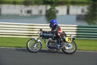 Mallory-park-Leicestershire;Mallory-park-photographs;Motorcycle-action-photographs;classic-bikes;event-digital-images;eventdigitalimages;mallory-park;no-limits-trackday;peter-wileman-photography;vintage-bikes;vintage-motorcycles;vmcc-festival-1000-bikes