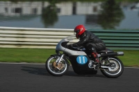 Mallory-park-Leicestershire;Mallory-park-photographs;Motorcycle-action-photographs;classic-bikes;event-digital-images;eventdigitalimages;mallory-park;no-limits-trackday;peter-wileman-photography;vintage-bikes;vintage-motorcycles;vmcc-festival-1000-bikes