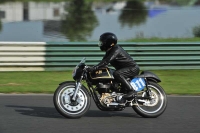 Mallory-park-Leicestershire;Mallory-park-photographs;Motorcycle-action-photographs;classic-bikes;event-digital-images;eventdigitalimages;mallory-park;no-limits-trackday;peter-wileman-photography;vintage-bikes;vintage-motorcycles;vmcc-festival-1000-bikes