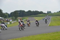 Mallory-park-Leicestershire;Mallory-park-photographs;Motorcycle-action-photographs;classic-bikes;event-digital-images;eventdigitalimages;mallory-park;no-limits-trackday;peter-wileman-photography;vintage-bikes;vintage-motorcycles;vmcc-festival-1000-bikes