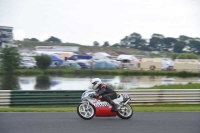 Mallory-park-Leicestershire;Mallory-park-photographs;Motorcycle-action-photographs;classic-bikes;event-digital-images;eventdigitalimages;mallory-park;no-limits-trackday;peter-wileman-photography;vintage-bikes;vintage-motorcycles;vmcc-festival-1000-bikes