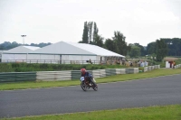 Mallory-park-Leicestershire;Mallory-park-photographs;Motorcycle-action-photographs;classic-bikes;event-digital-images;eventdigitalimages;mallory-park;no-limits-trackday;peter-wileman-photography;vintage-bikes;vintage-motorcycles;vmcc-festival-1000-bikes